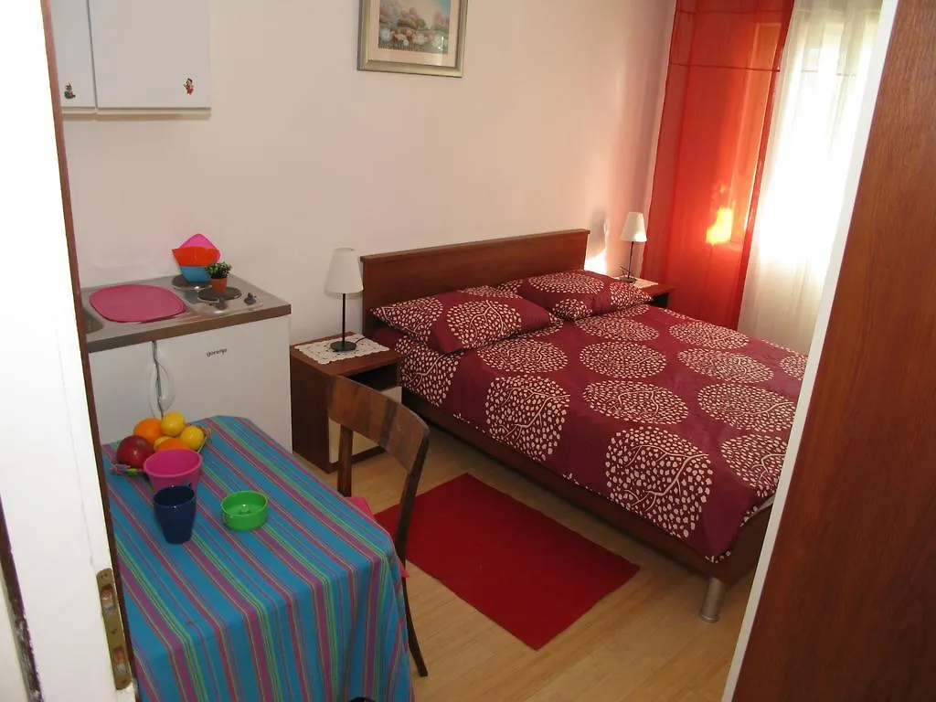 Apartments Ana Trogir